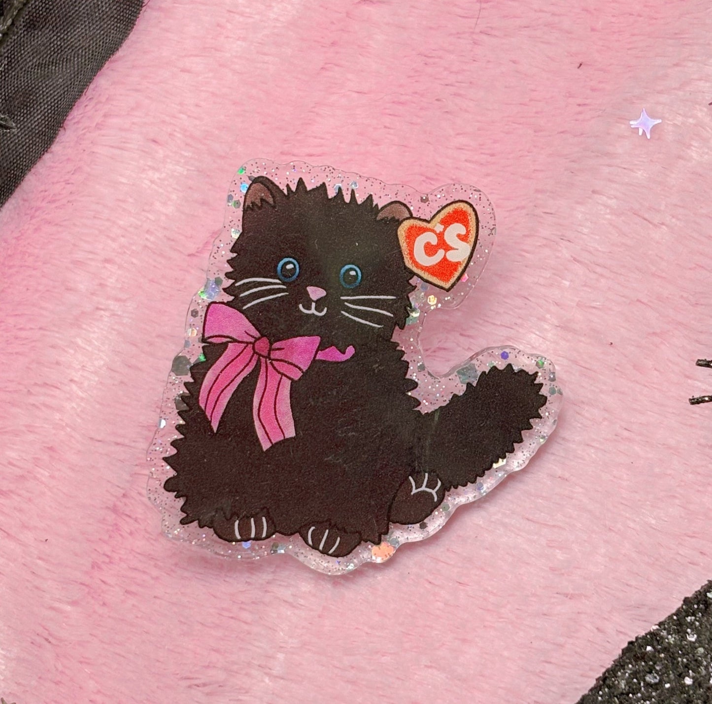 HEIRESS THE BEENIE BAYBEE Acrylic Pin - Club Sabrina