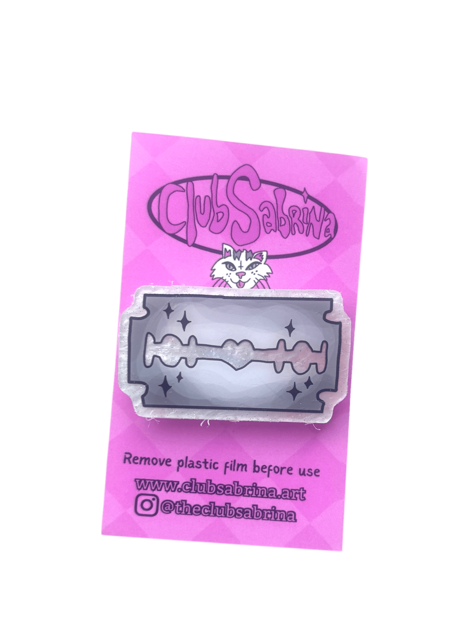 𝑹𝒂𝒛𝒐𝒓𝒃𝒍𝒂𝒅𝒆 𝑲𝒊𝒔𝒔 Acrylic Pin - Club Sabrina